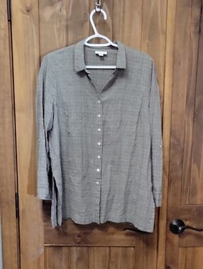 Lightweight Button-Front Gauze Shirt in Olive